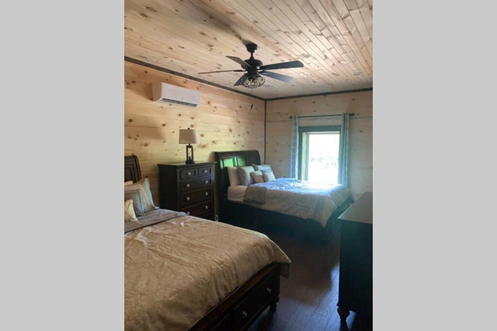 Chalet Village- Amazing Mountain Views - Piney Butt Place ガトリンバーグ エクステリア 写真