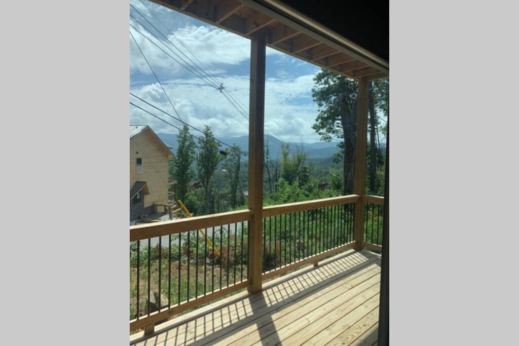 Chalet Village- Amazing Mountain Views - Piney Butt Place ガトリンバーグ エクステリア 写真