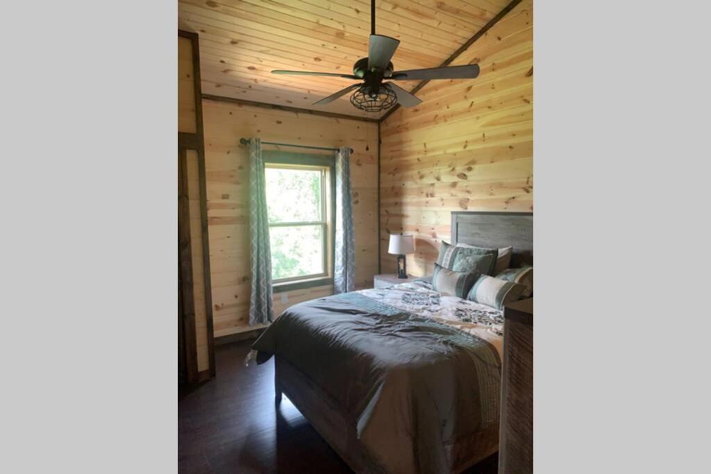 Chalet Village- Amazing Mountain Views - Piney Butt Place ガトリンバーグ エクステリア 写真